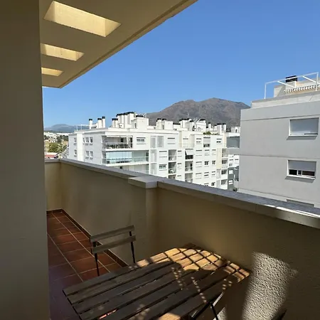 Penthouse Bermeja Views エステポナ
